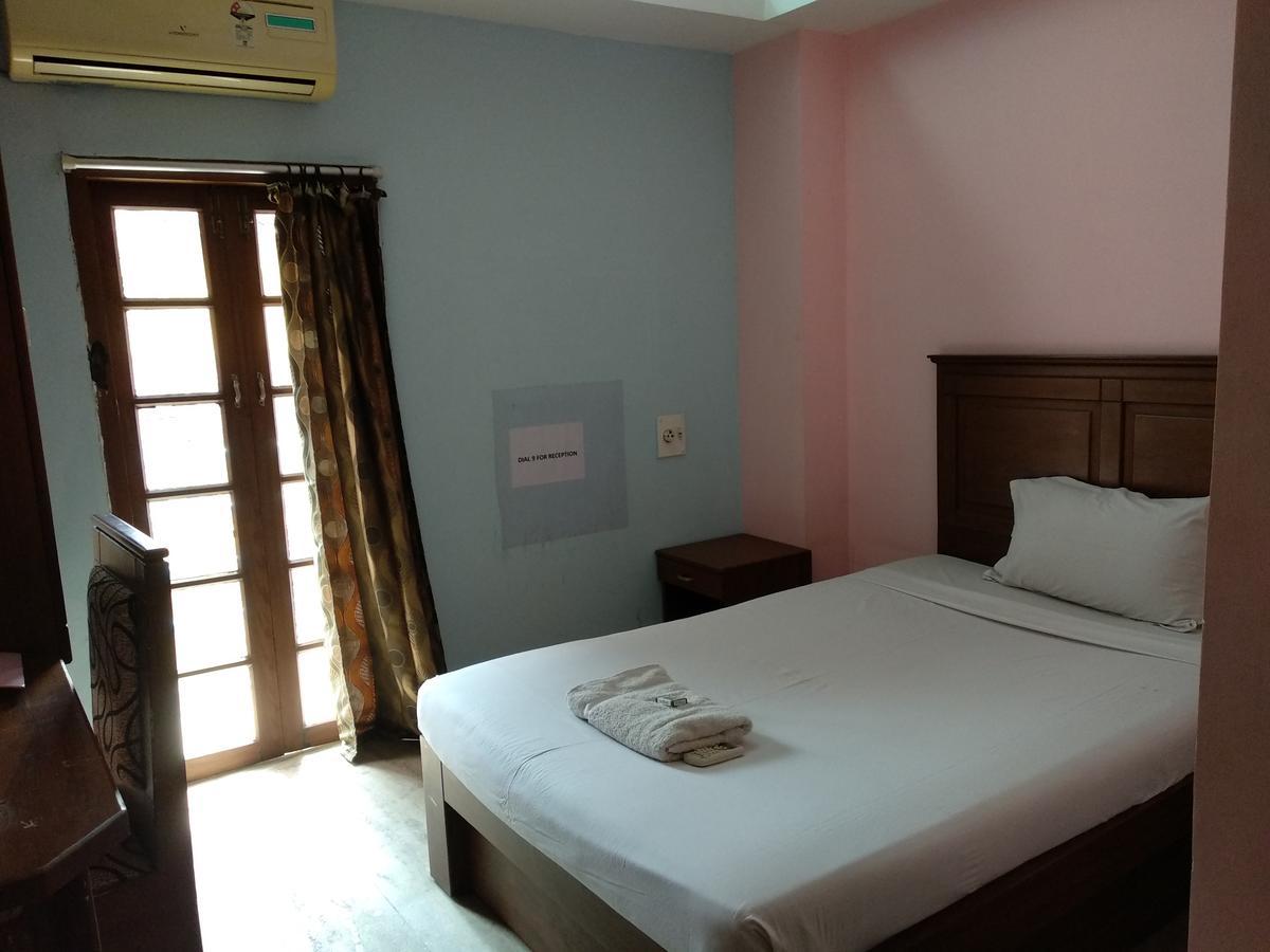 Hotel Park Avenue Kochi Exteriér fotografie