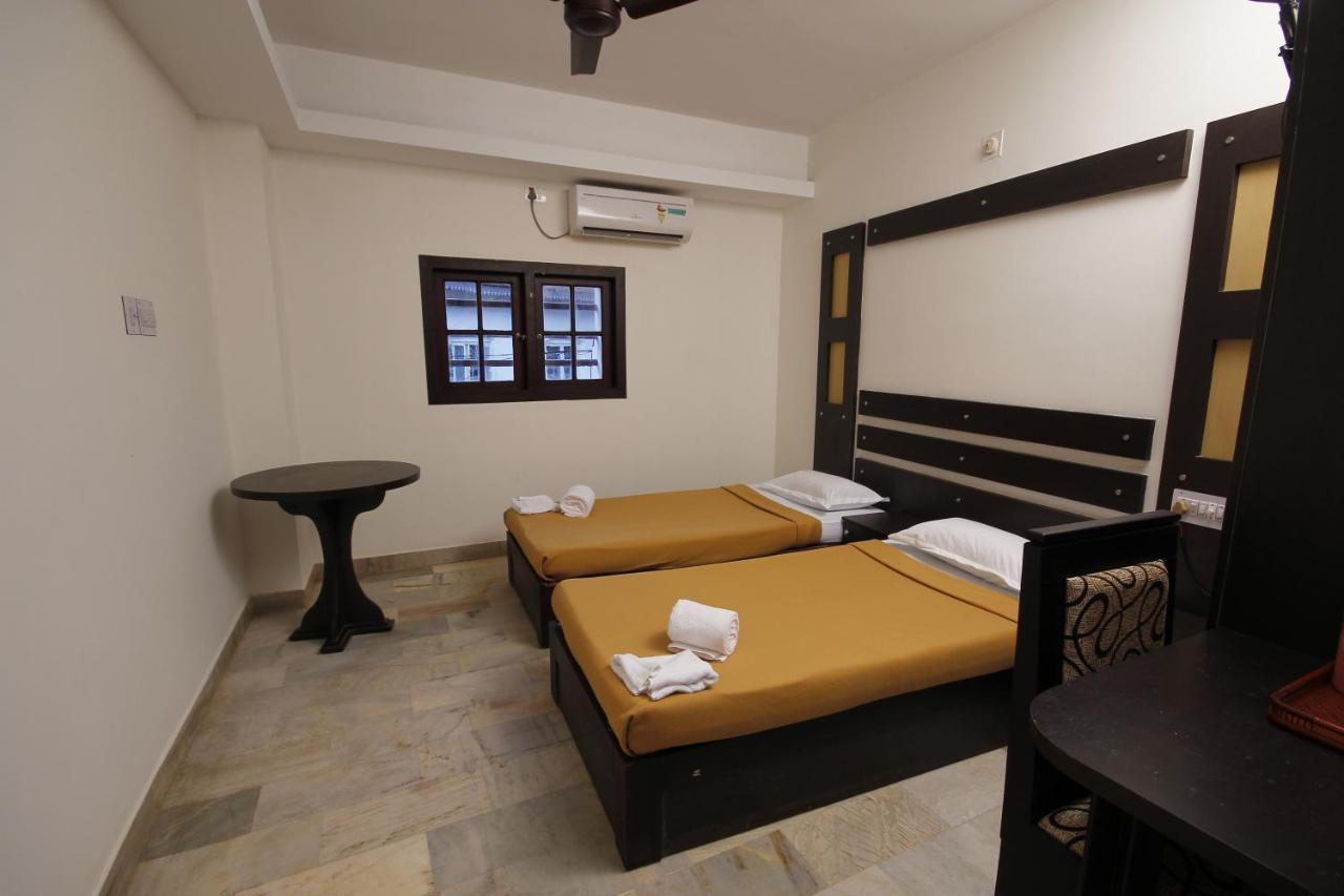 Hotel Park Avenue Kochi Exteriér fotografie